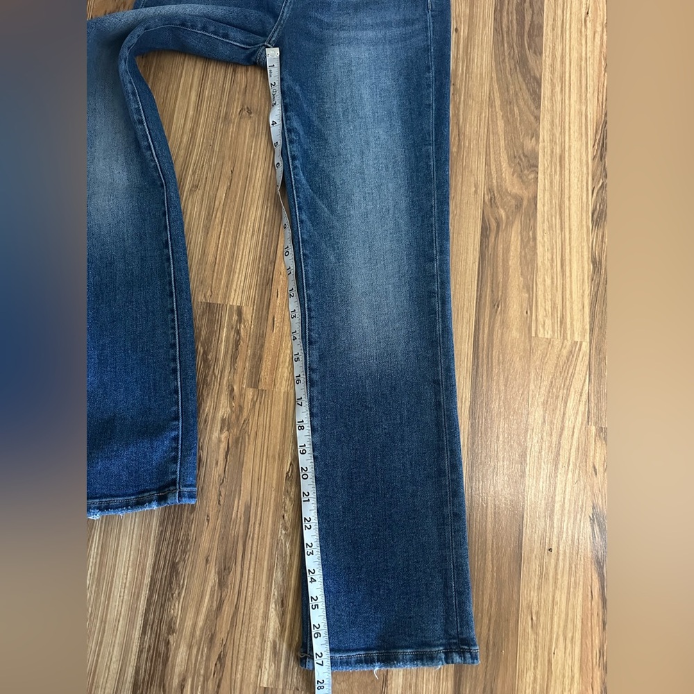 Risen Jeans High Rise Stretch Straight Leg Jeans Size 3/26 - Picture 7 of 10